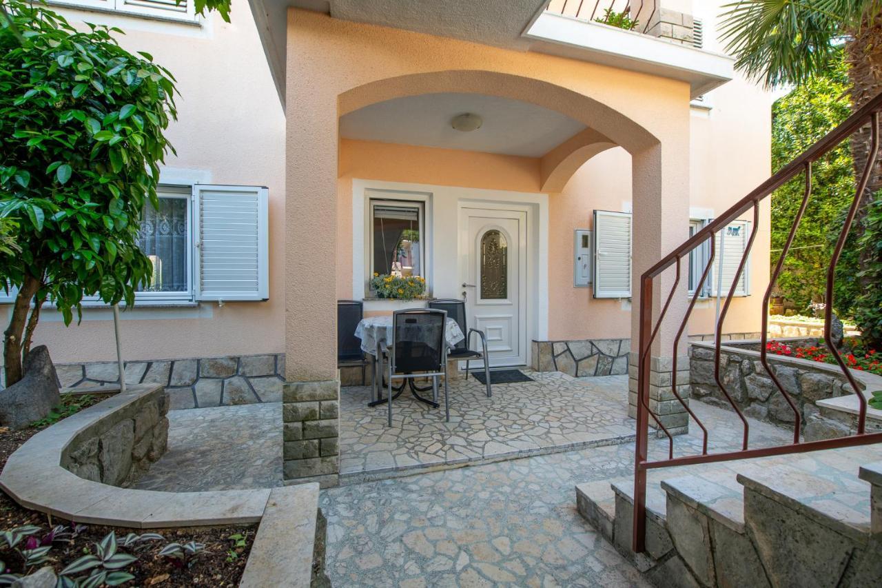 Apartments Melita Crikvenica Exterior foto
